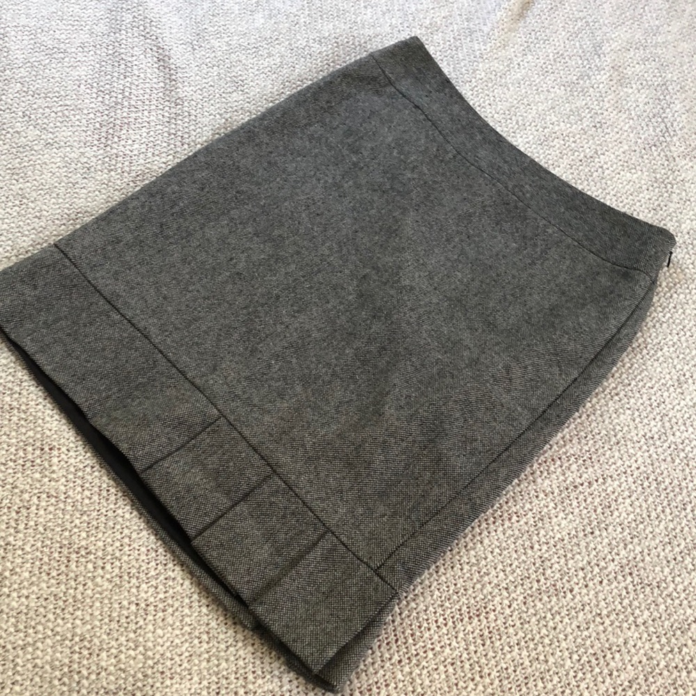 The Limited Gray Pleated Pencil Skirt